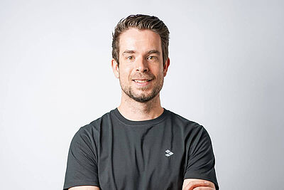 Profielfoto Ruthger Verkerke. Hij lacht naar de camera